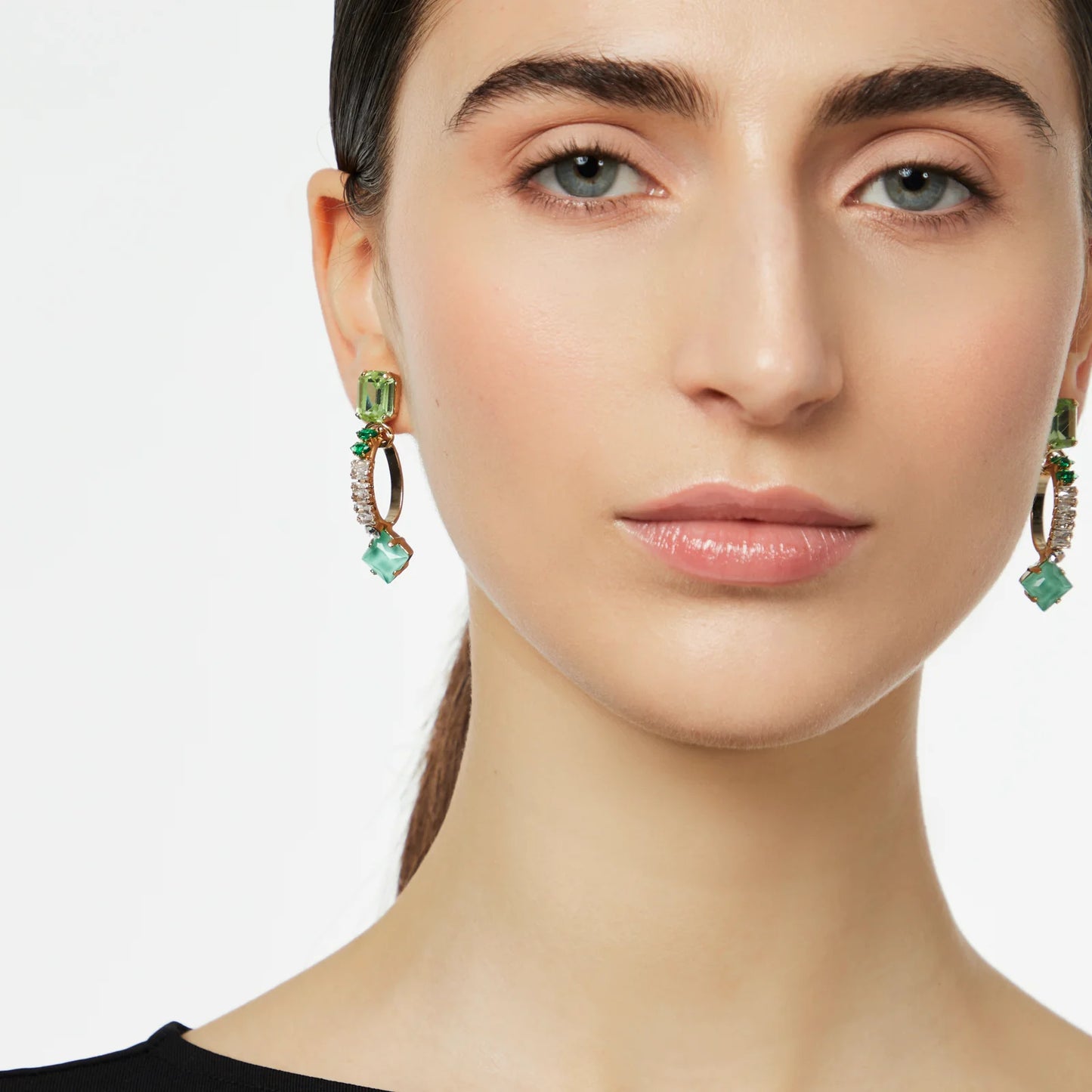 Orecchini con cristalli e cerchio pendente Sirens Sodini