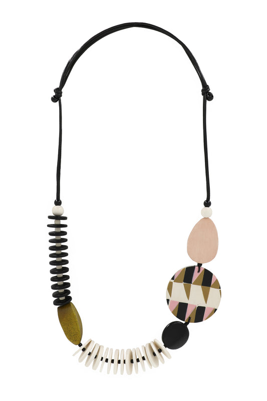 Collana Romina Karakorum