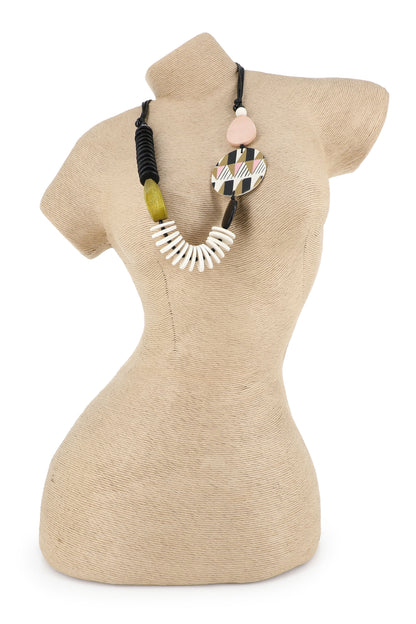 Collana Romina Karakorum