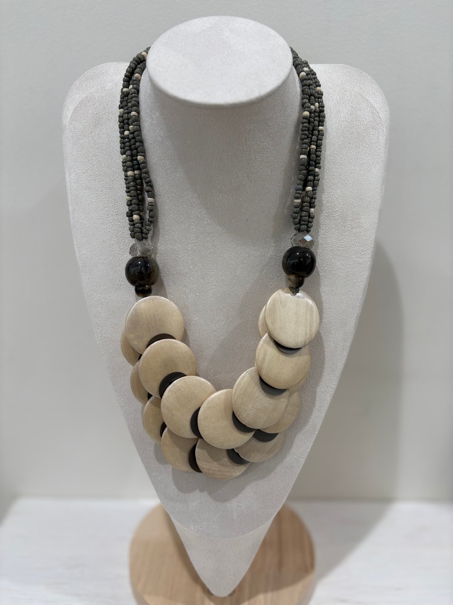 Collana Urien Karakorum