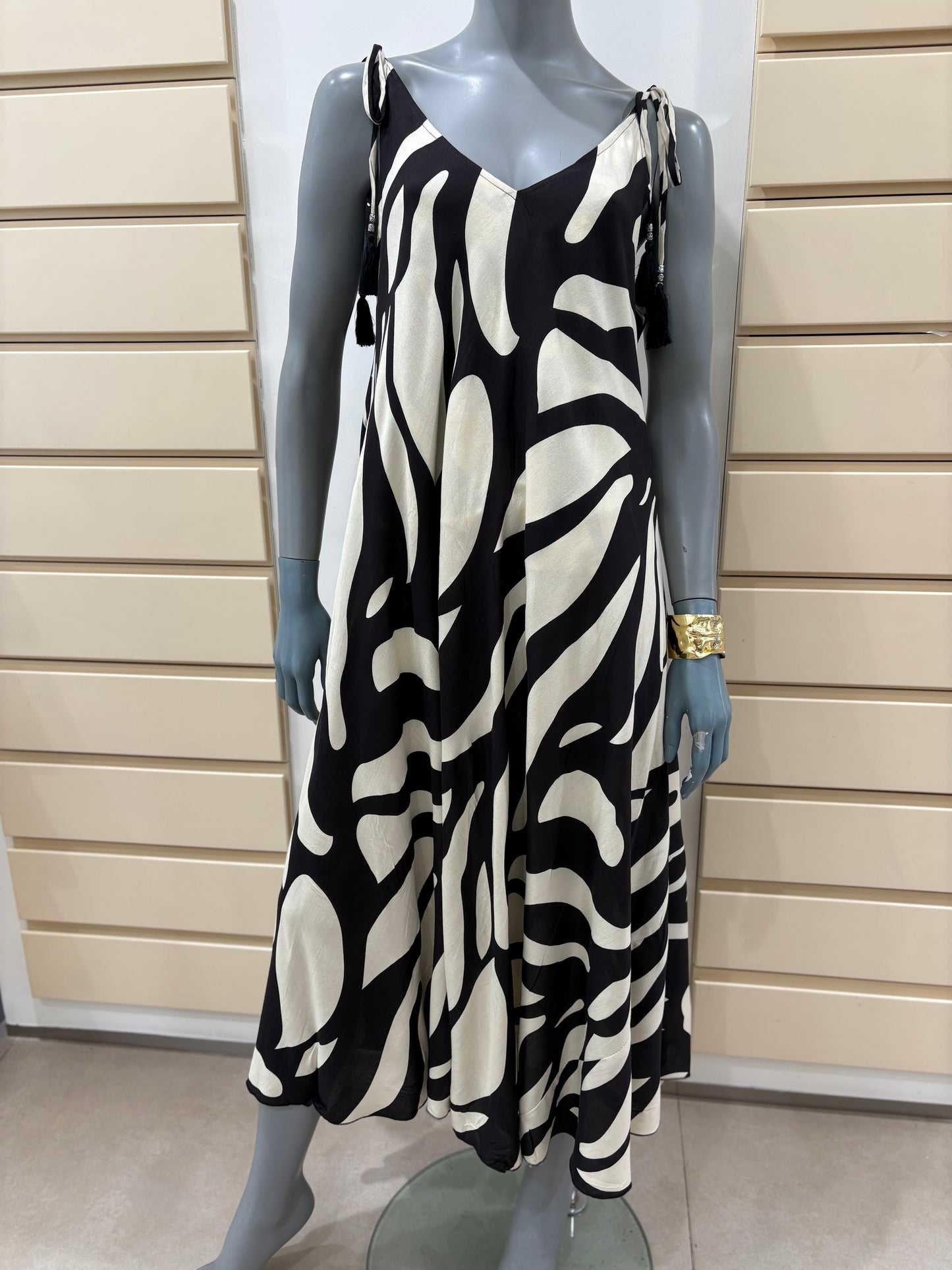 Vestito lungo in rayon Essenza Karakorum