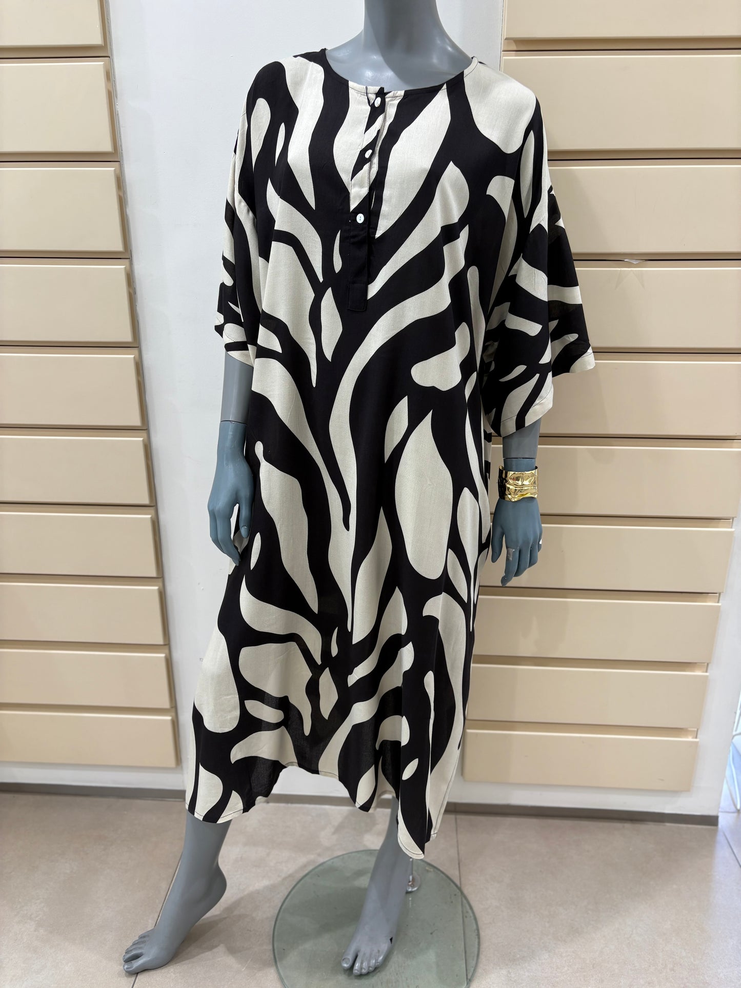 Vestito in rayon Essenza Karakorum